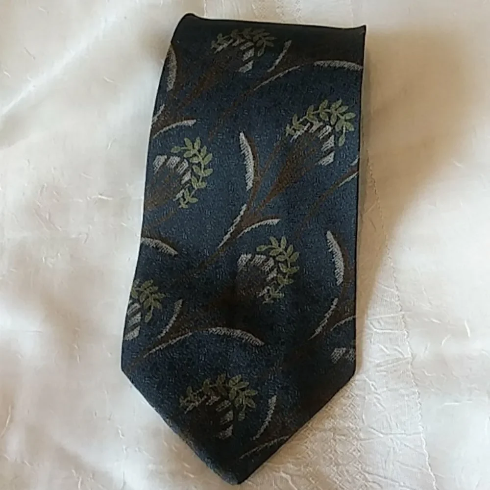 Giorgio armani tie